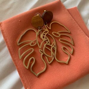 Palm Tree Post Earrrings